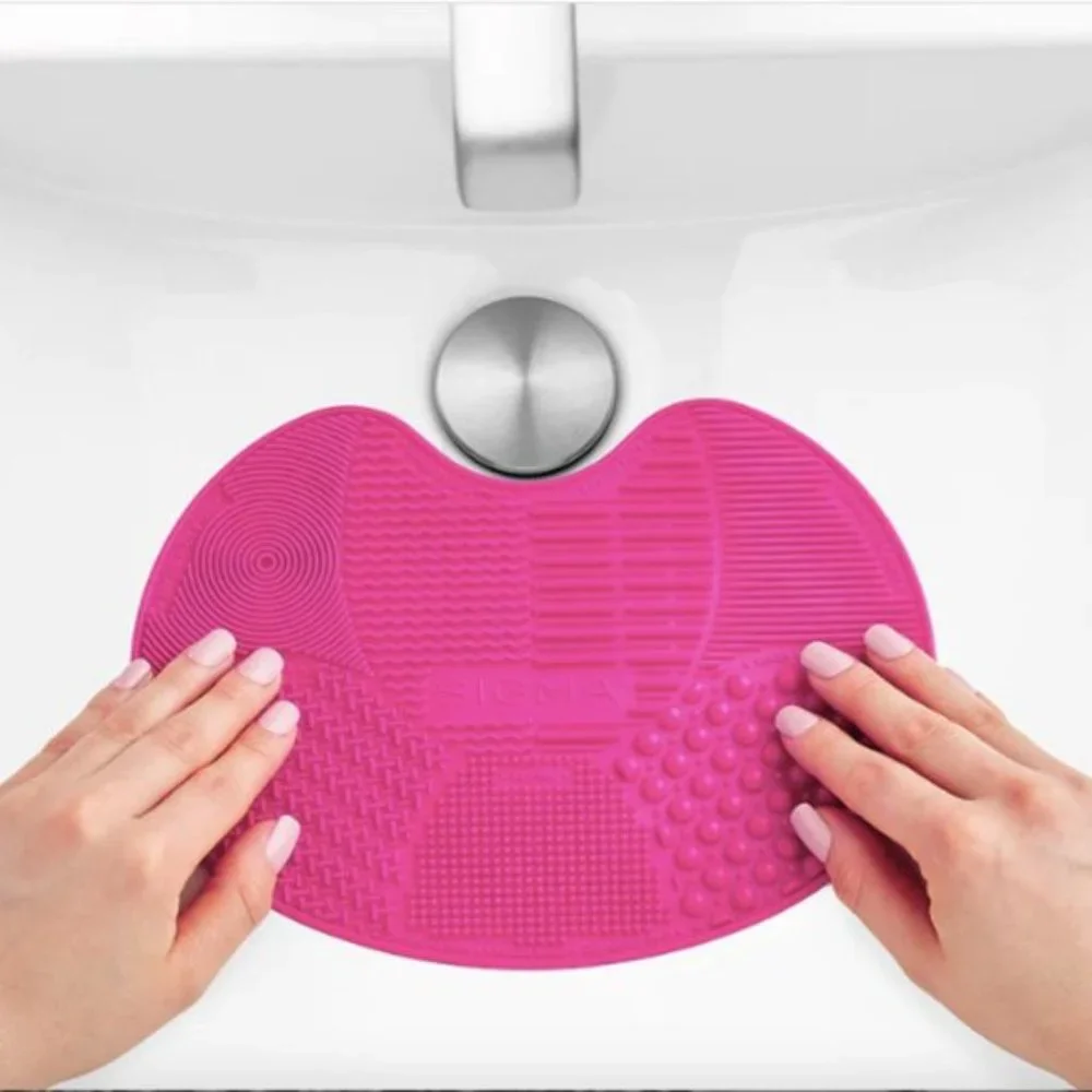 SIGMA SPA® EXPRESS BRUSH CLEANING MAT- NIB- PINK